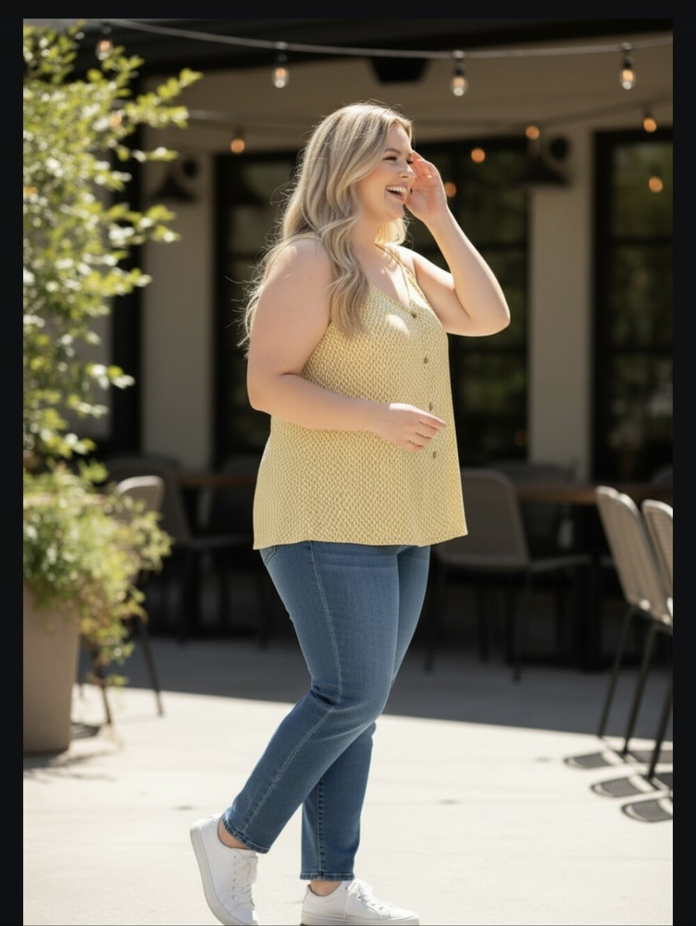 Hayden Los Angeles Woven Button Front Cami In Yellow. Size 2X.